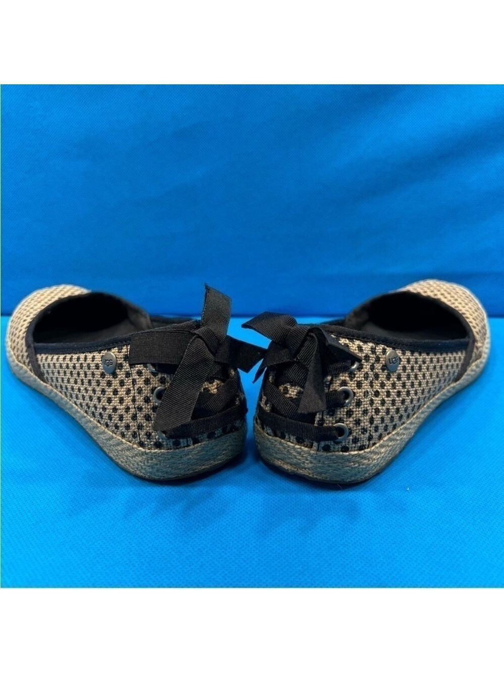 UGG Indah Burlap Slip-On Flat Shoes Size 6.5 - Picture 5 of 8